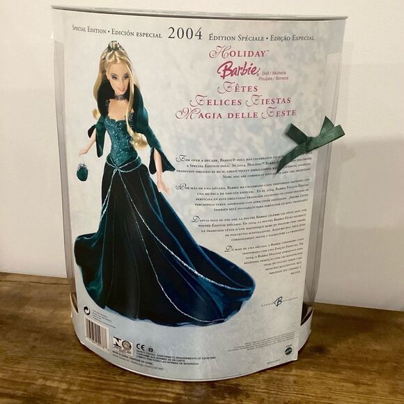 2004 special edition holiday Barbie emerald green new in box - Picture 6 of 6